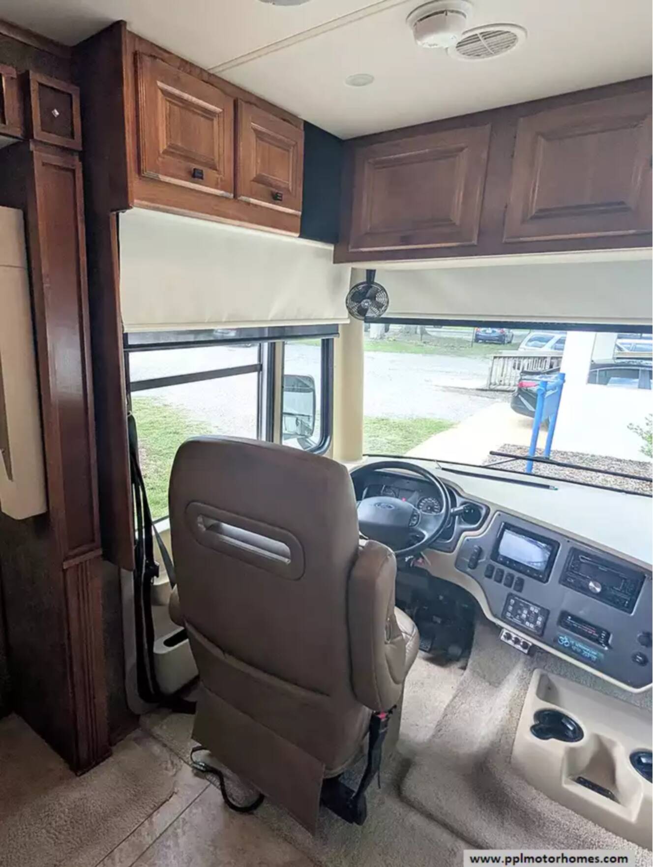 A photo of this 2014 Tiffin Allegro Open Road 36LA