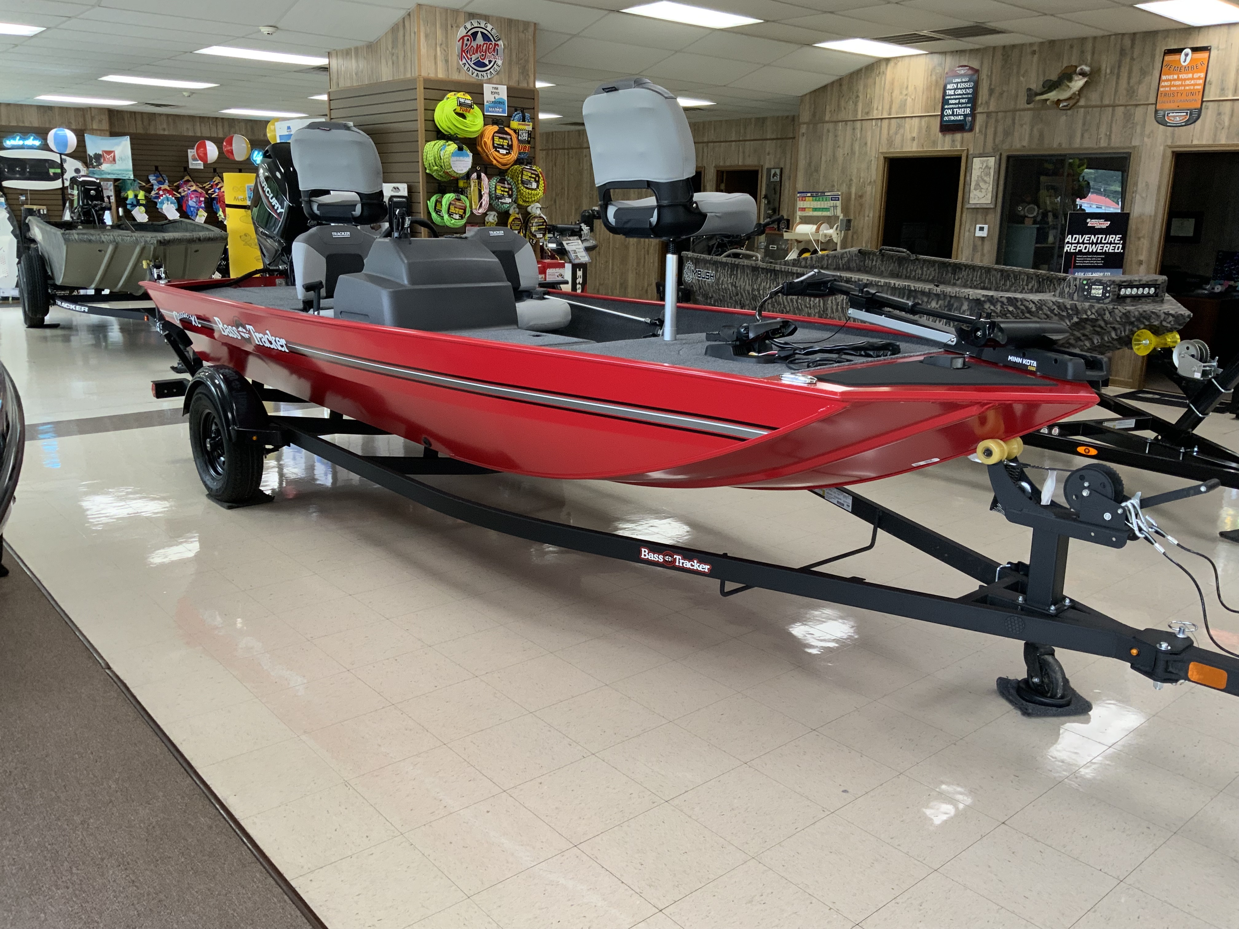 2027 Tracker Boats Bass Tracker® Classic XL in lexington TN