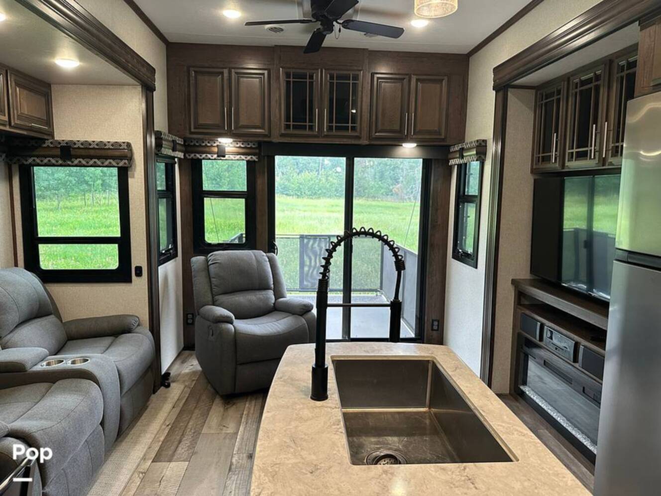 A photo of this 2021 Kz Durango Gold 382MBQ