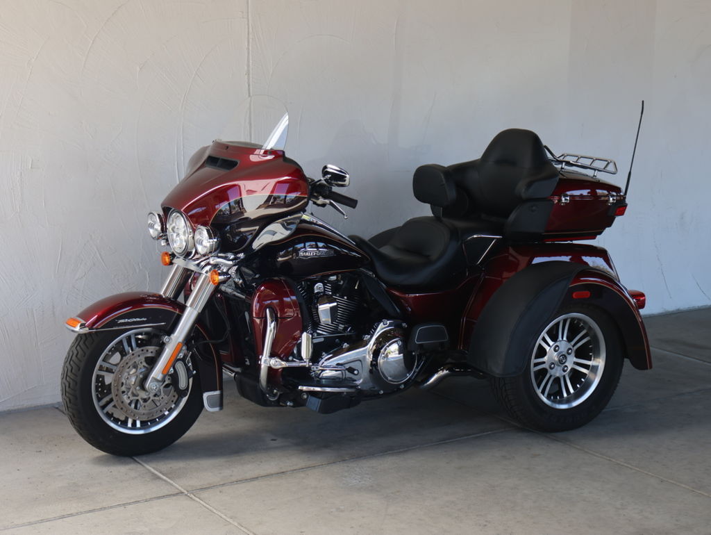 2014 Harley-Davidson® FLHTCUTG - Tri Glide® Ultra ULTRA CLASSIC in Apache Junction, AZ