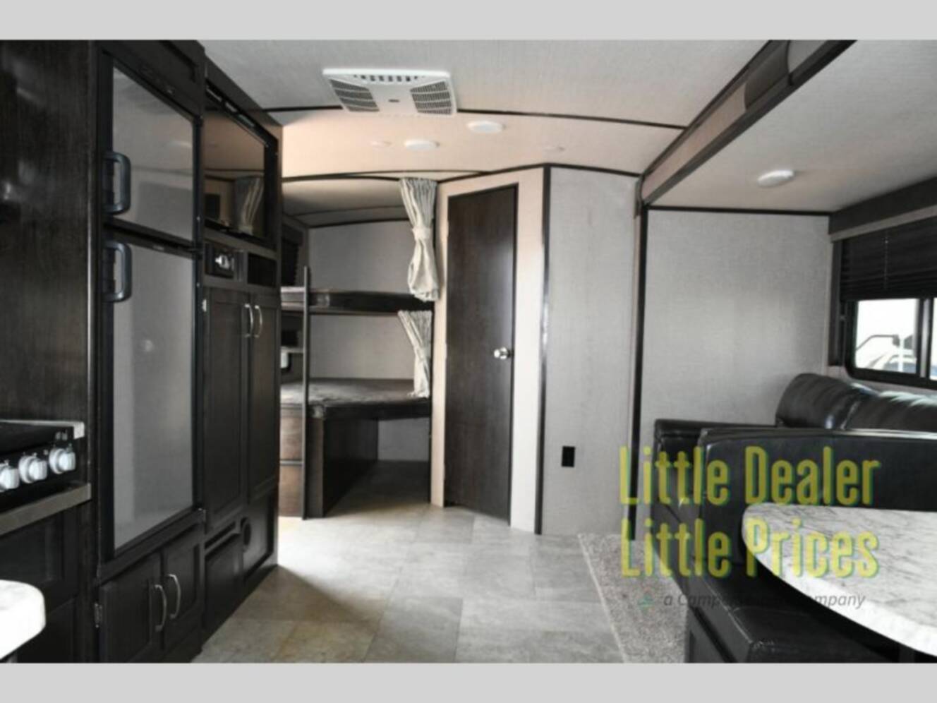A photo of this 2019 Grand Design Imagine 2800BH