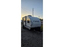 5 Red-Hot RV Brands That Are In-Demand Right Now image