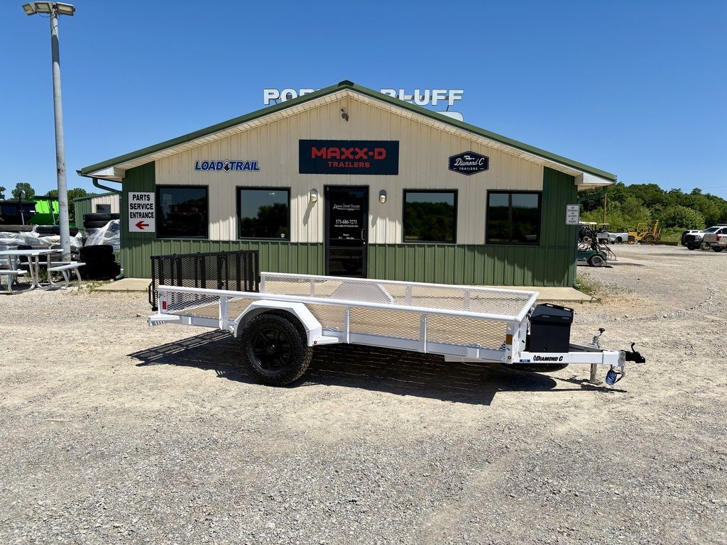 2025 Diamond C PSA135 77" x 12' Single Axle Utility Venture Series 3.5 in Poplar Bluff, MO