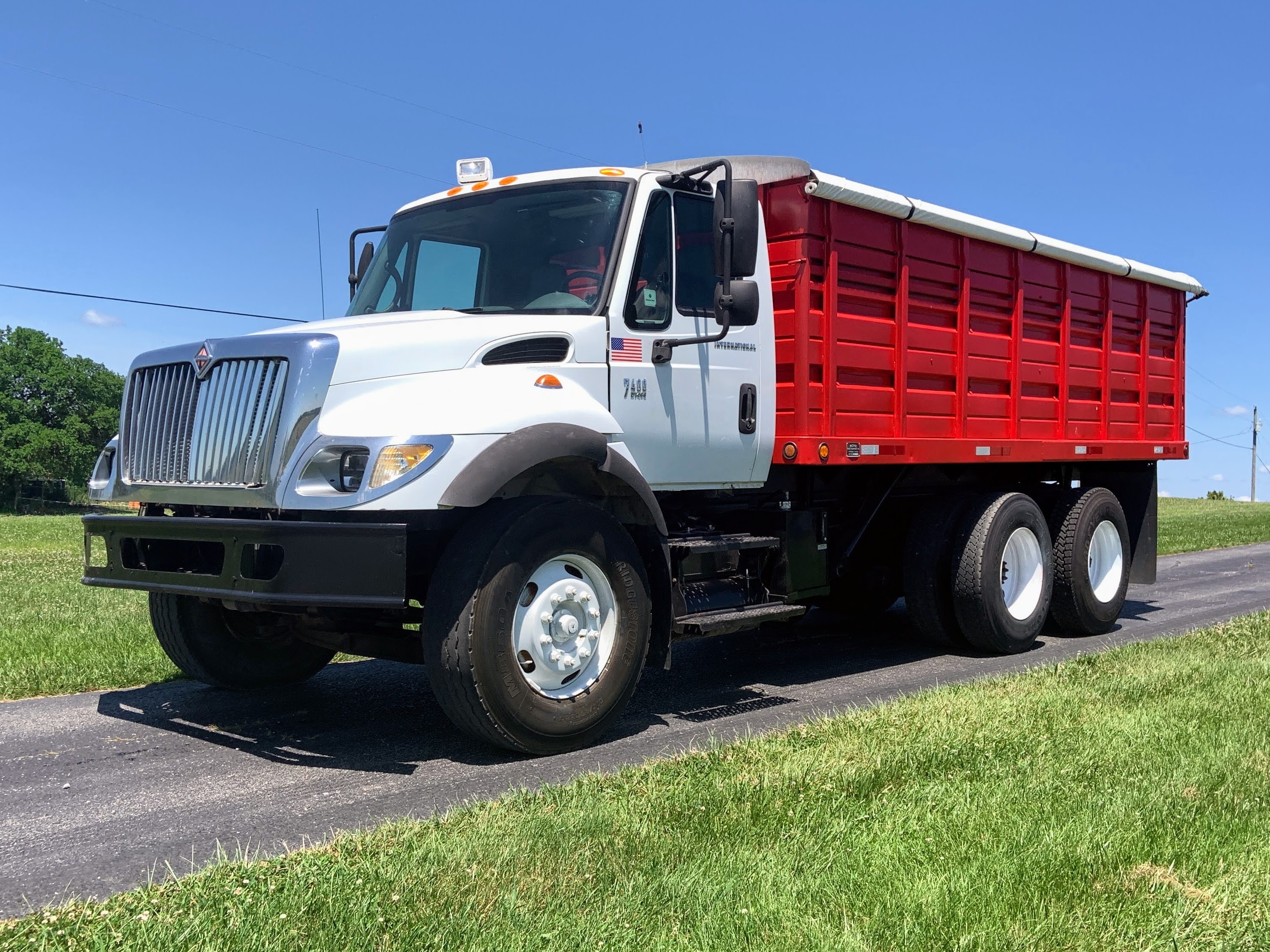 2007 INTERNATIONAL 7400 in Owenton, KY
