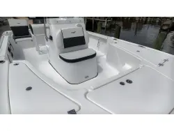 2027 Tidewater 1910 Bay Max