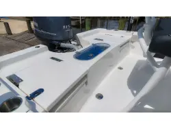 2027 Tidewater 1910 Bay Max