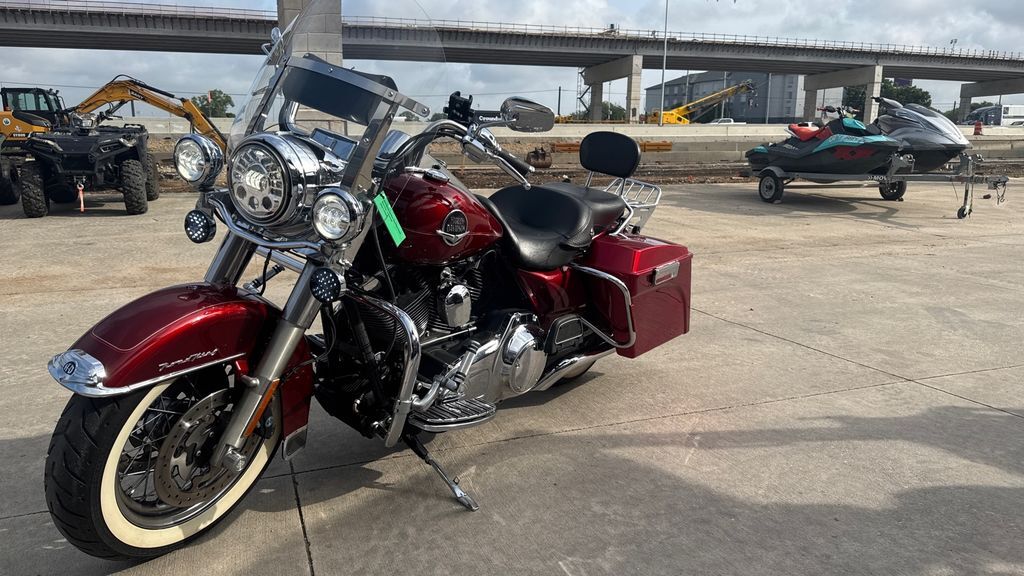 2010 Harley-Davidson® FLHRC - Road King® Classic CLASSIC in Selma, TX