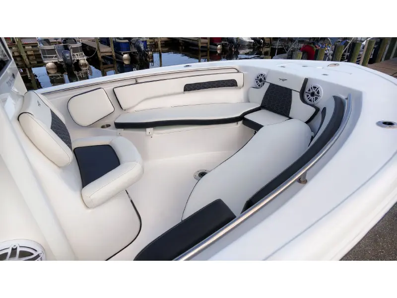 2026 Tidewater 220LXF