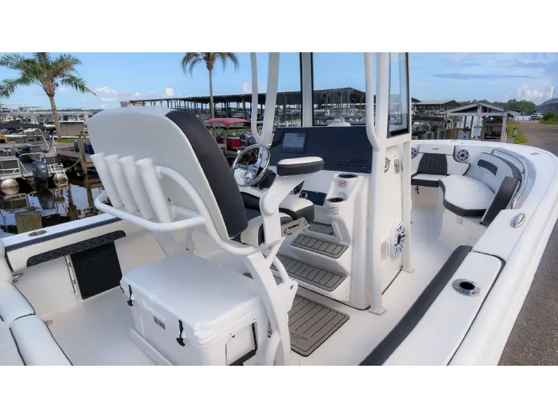 2026 Tidewater 220LXF