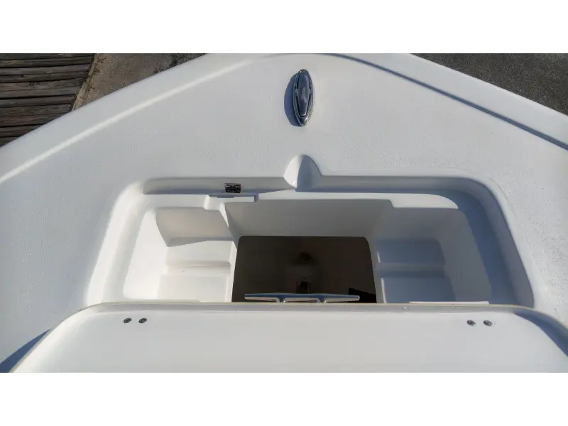 2026 Tidewater 220LXF
