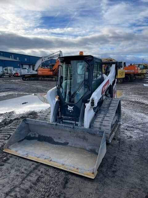 2022 Bobcat T76 in Selkirk, NY