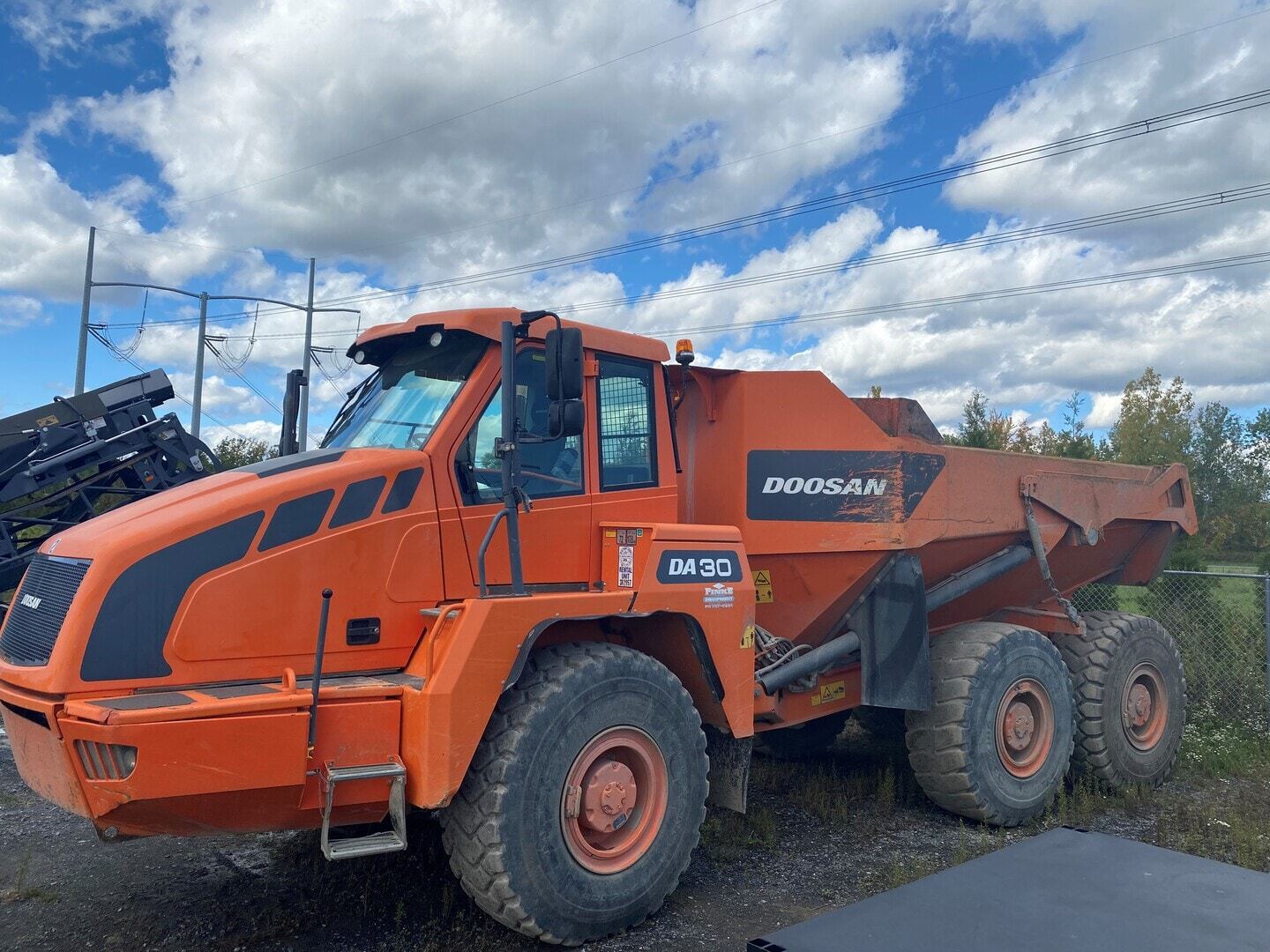 2014 Doosan Construction DA30 in Selkirk, NY
