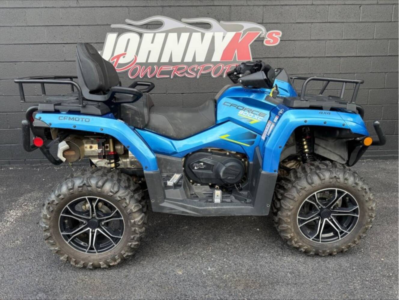A photo of this 2023 CFMOTO CFORCE 800 XC