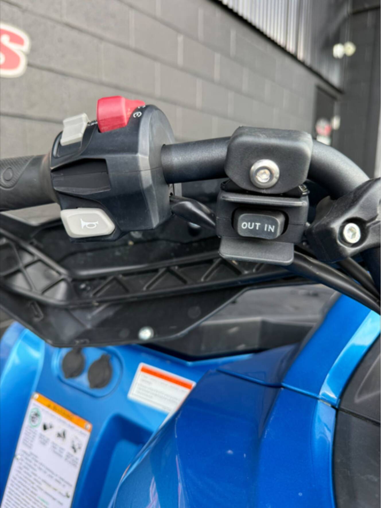 A photo of this 2023 CFMOTO CFORCE 800 XC
