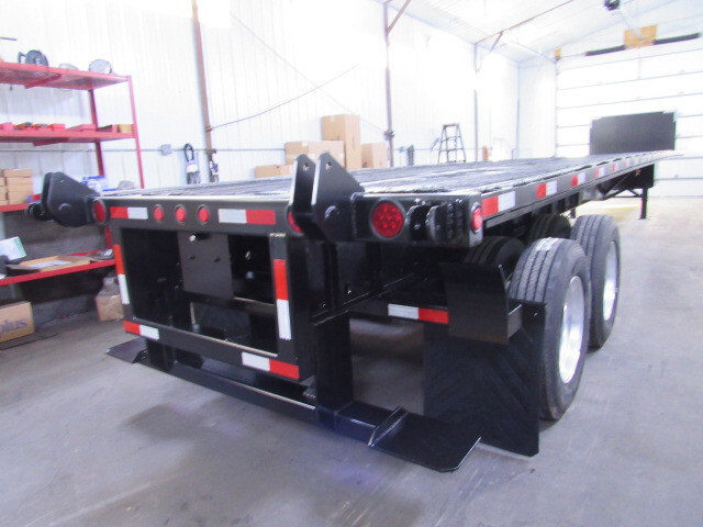 2014 UTILITY 48' X 102" Princeton/Moffett Trailer in Grabill, IN