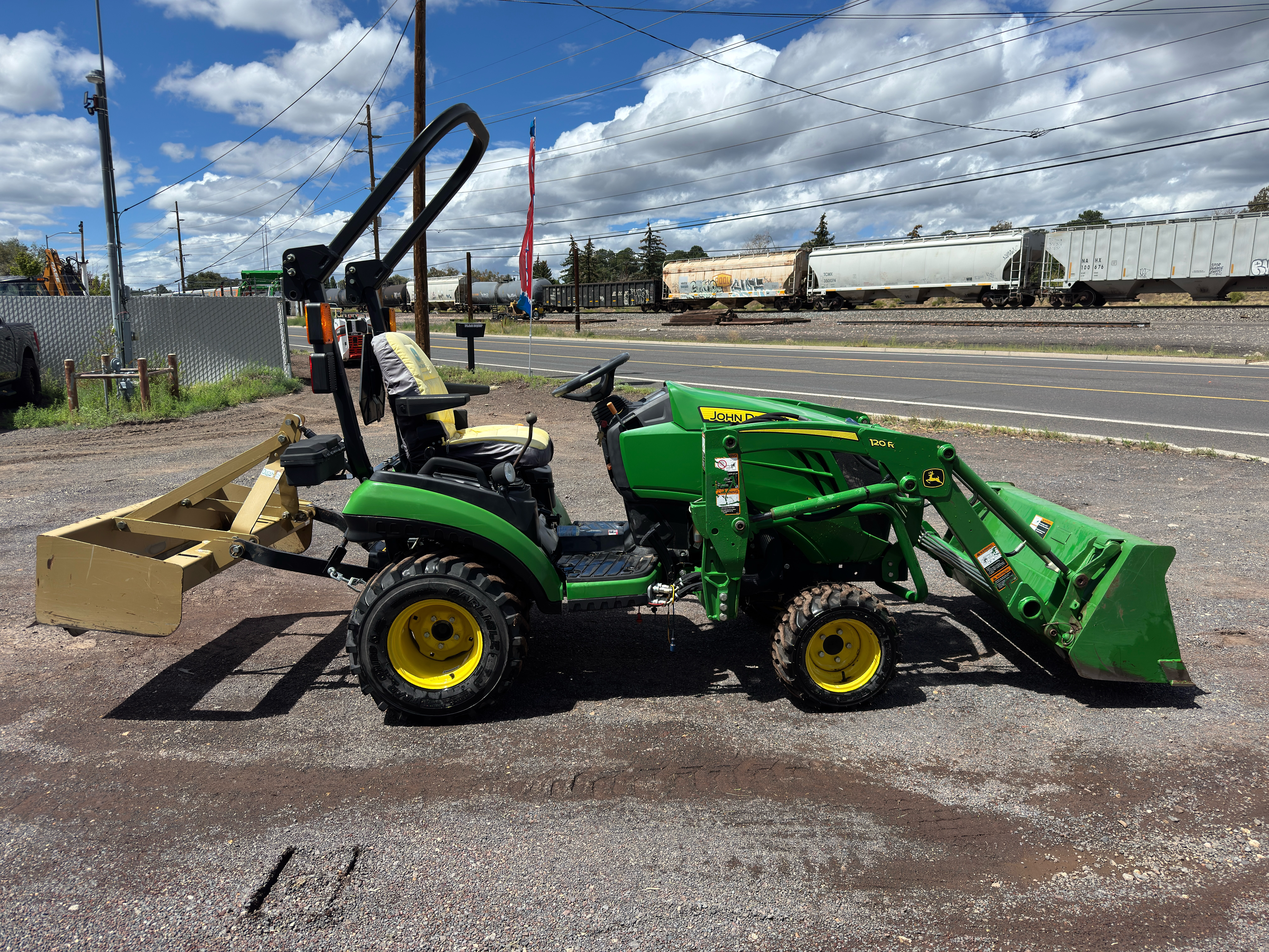 2018 JOHN DEERE 1 Family 1025R in Flagstaff, AZ