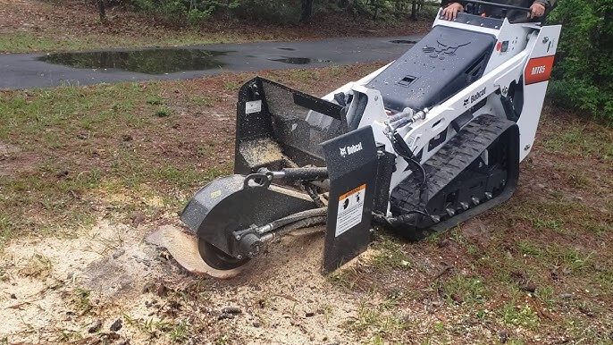 2015 Bobcat SG 30 Stump Grinder in Brookings, SD