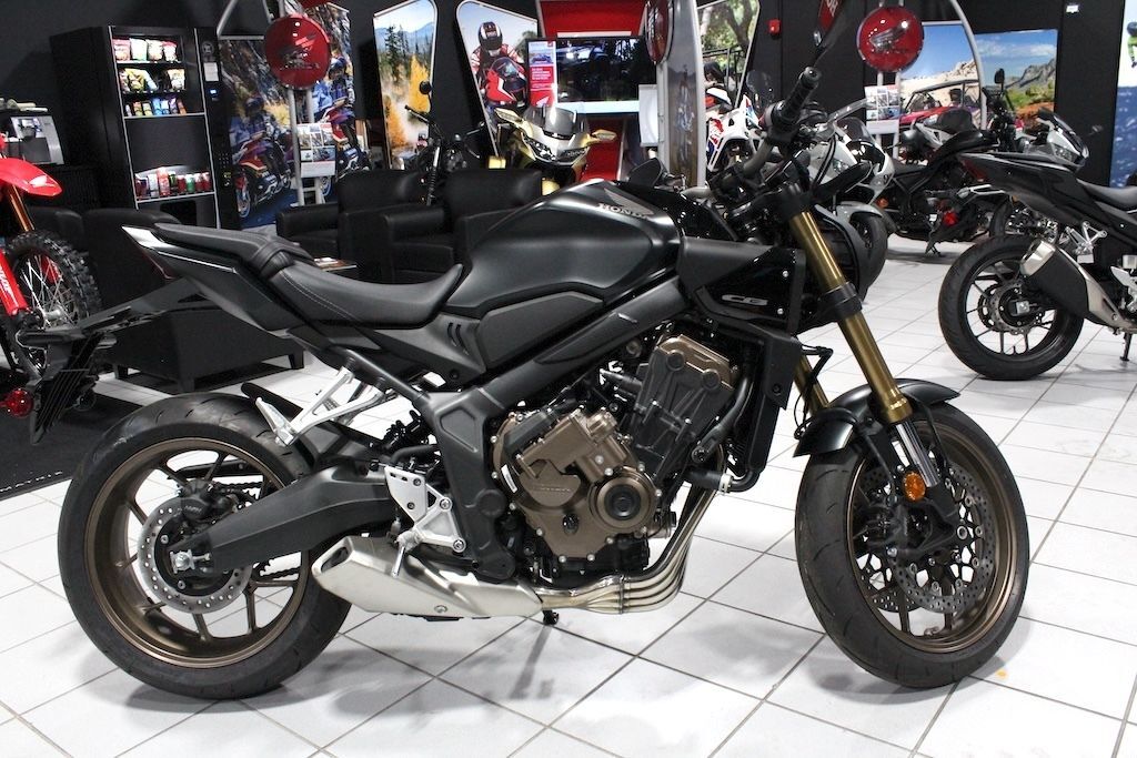 2026 Honda® CB650R E-Clutch BASE in Oakland, FL