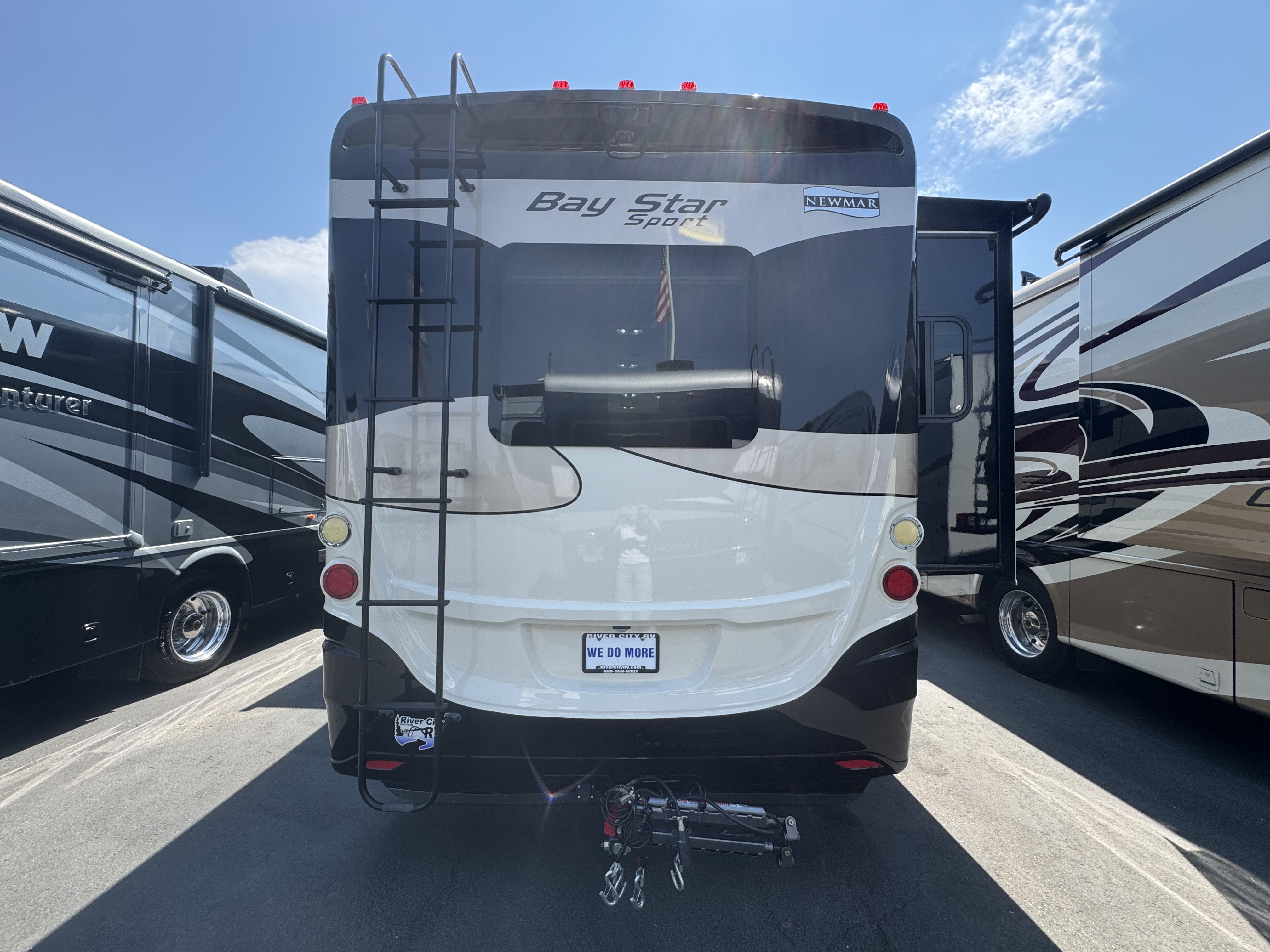 2017 Newmar Bay Star 3208 in grants pass OR