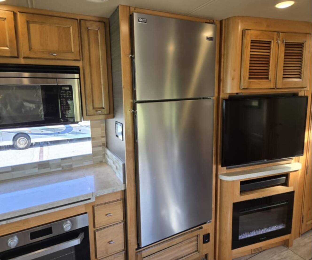 A photo of this 2021 Tiffin OPEN ROAD 32SA