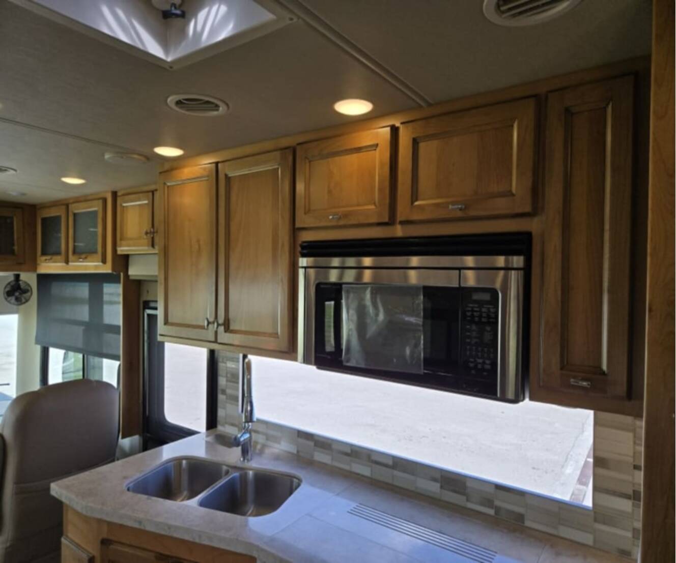A photo of this 2021 Tiffin OPEN ROAD 32SA