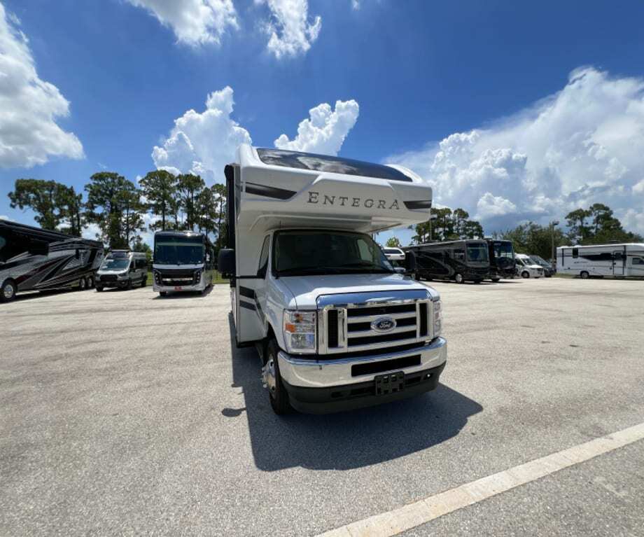 2025 Entegra ODYSSEY 26M in fort myers FL