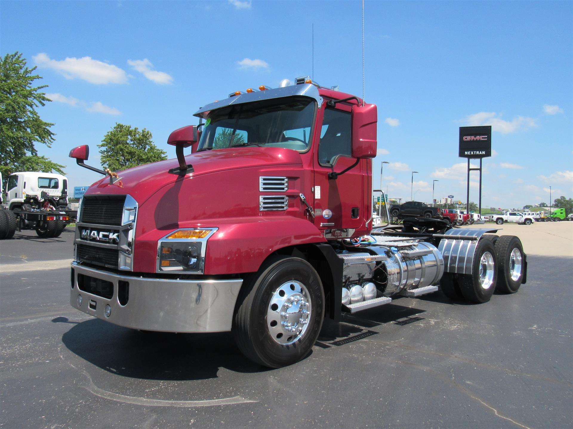 2024 Mack ANTHEM 64T DAYCAB in Kansas City, MO