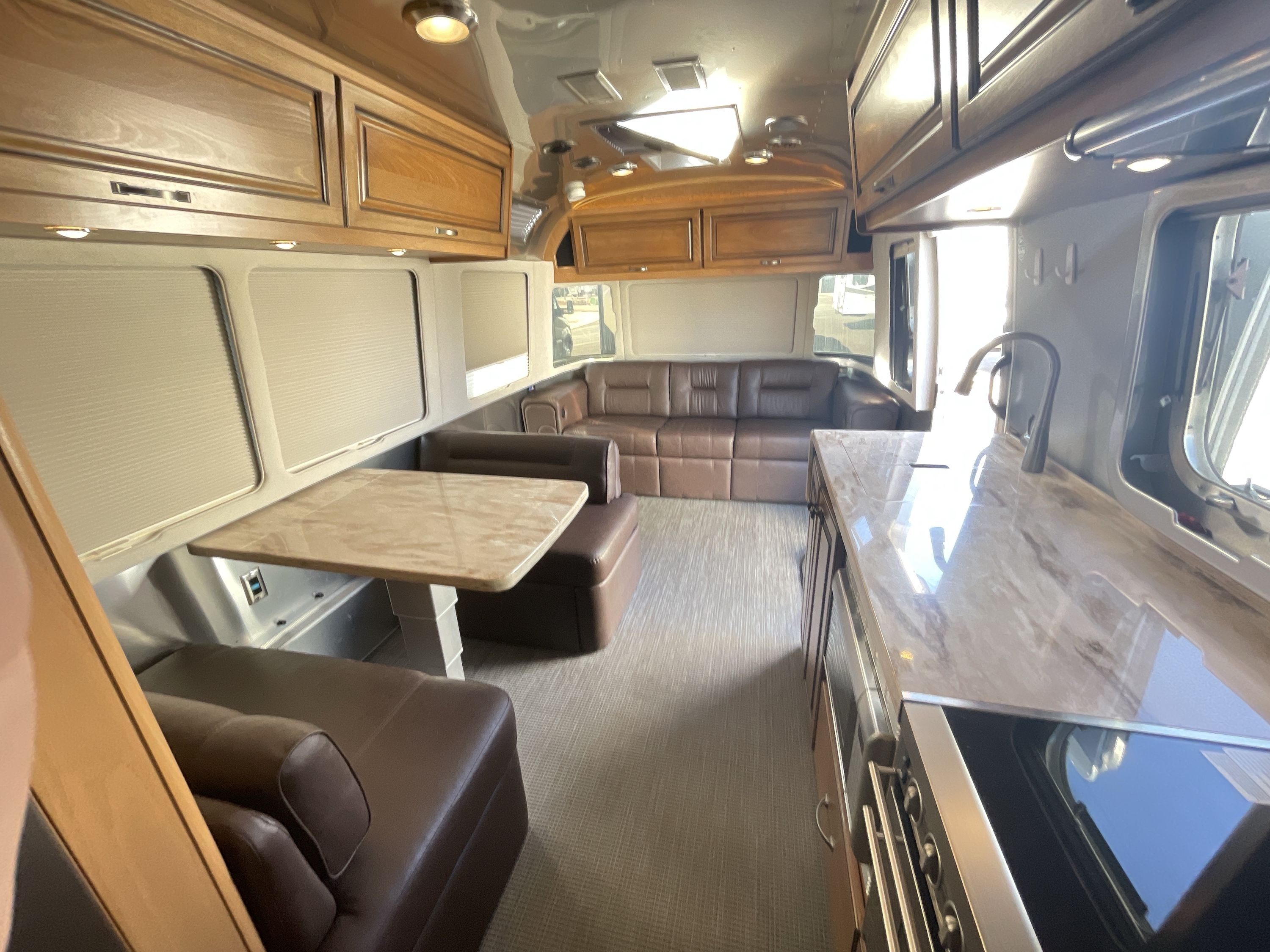 2018 Airstream CLASSIC 30RB QUEEN in st. george UT