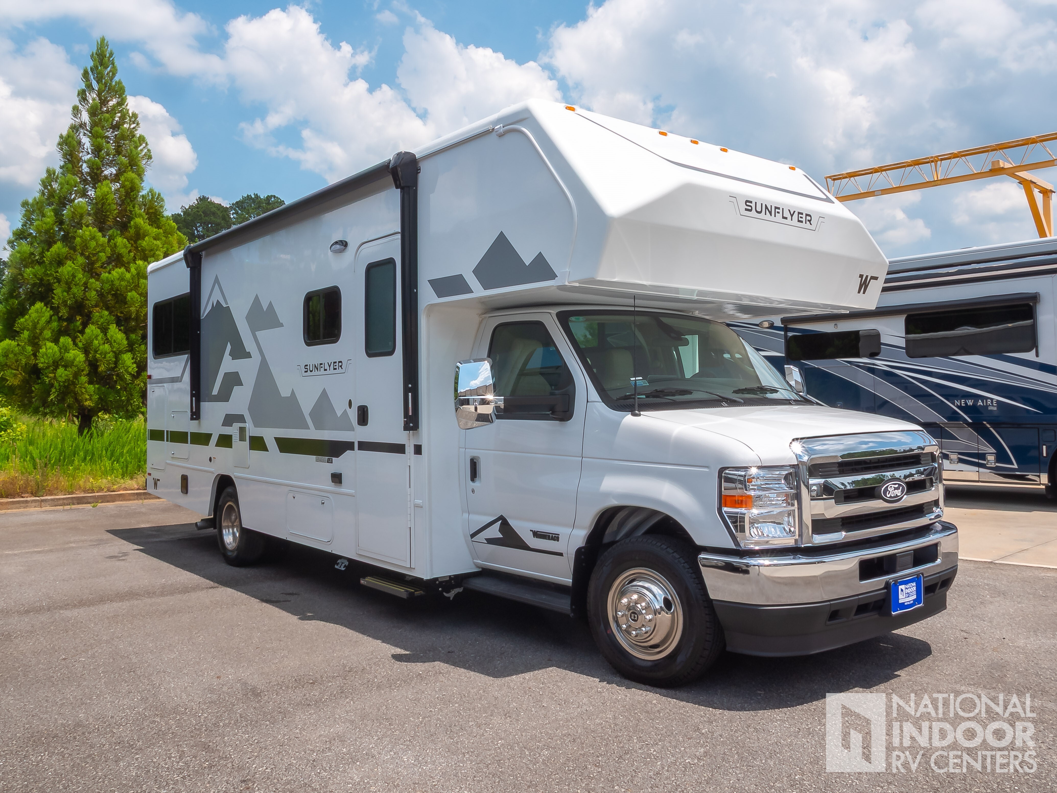 2027 Winnebago Sunflyer 24GG RV