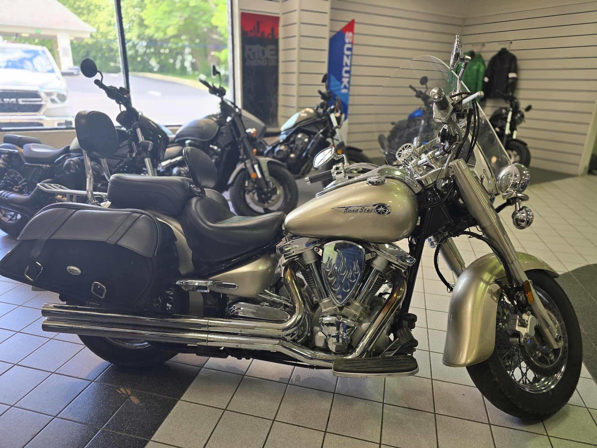 2001 Yamaha Road Star in Asheville, NC