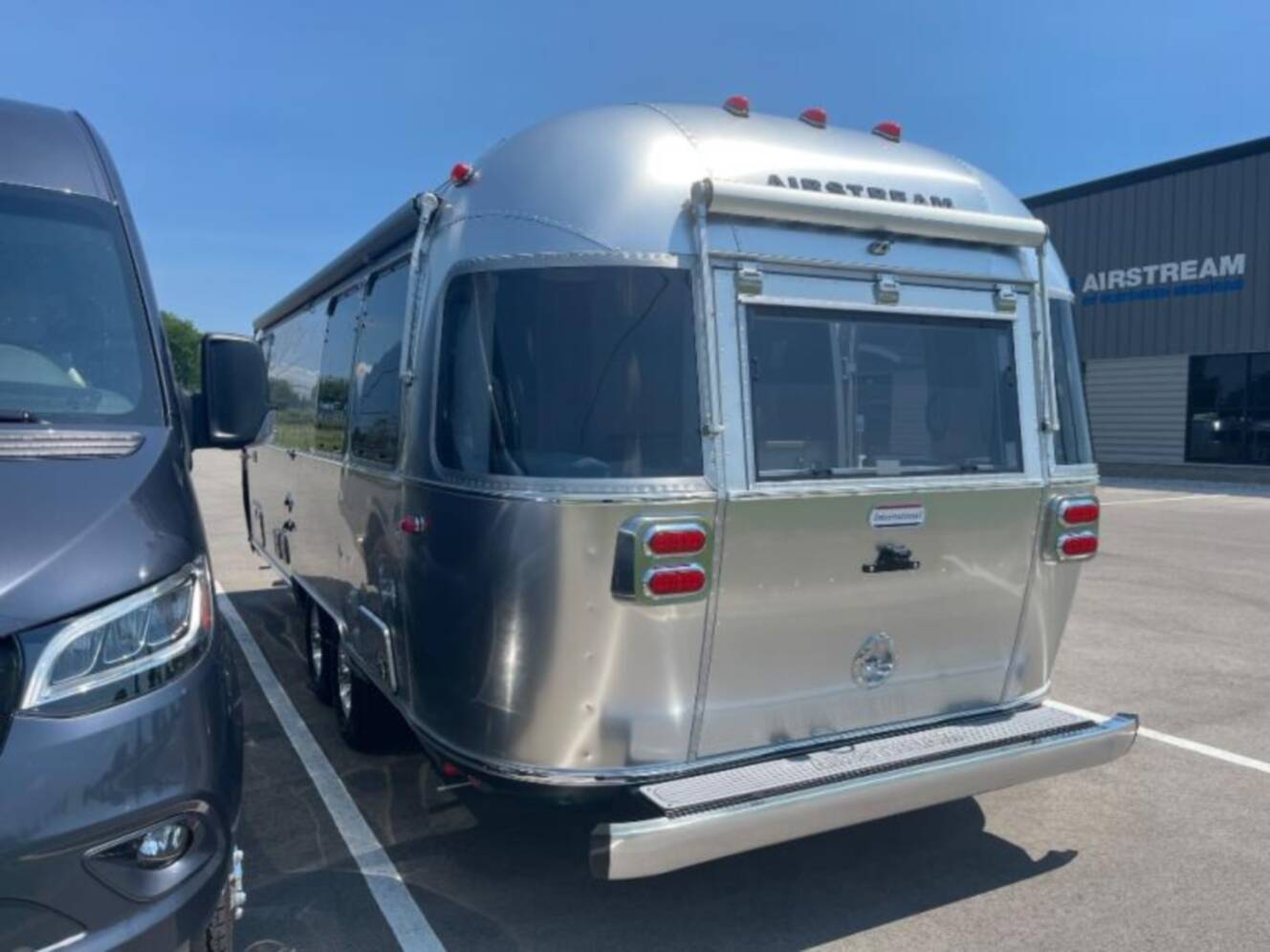 A photo of this 2027 Airstream International 25FB Twin