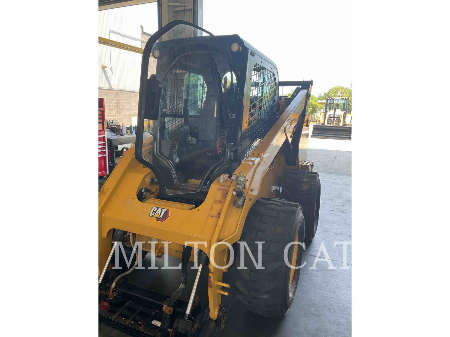 2024 CAT 272D3 XHP in North Reading, MA
