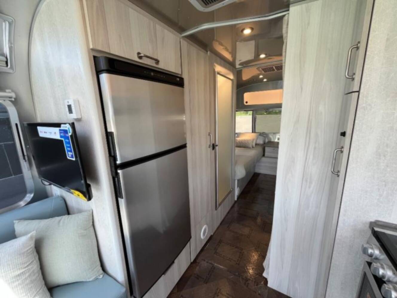 A photo of this 2027 Airstream International 25FB Twin