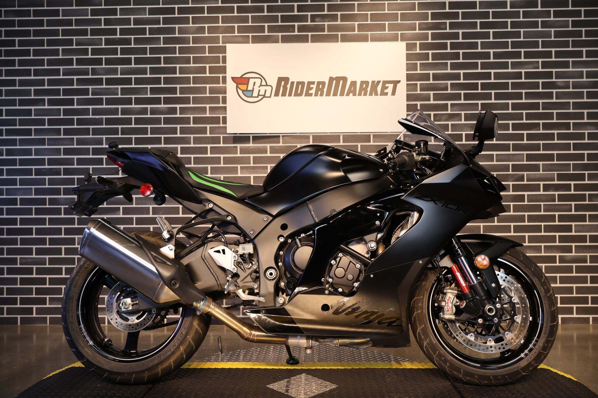 2025 Kawasaki Ninja ZX-10R in Ormond Beach, FL