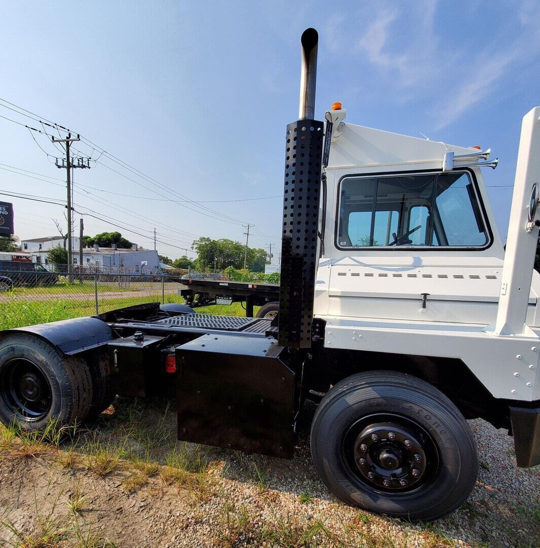 2012 OTTAWA 4x2 Off Road Yard Truck in Richmond, VA