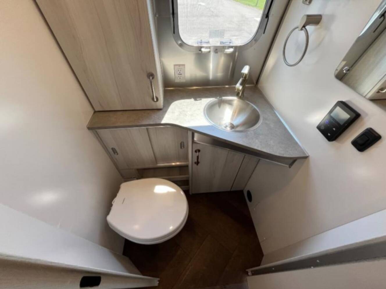A photo of this 2027 Airstream International 25FB Twin