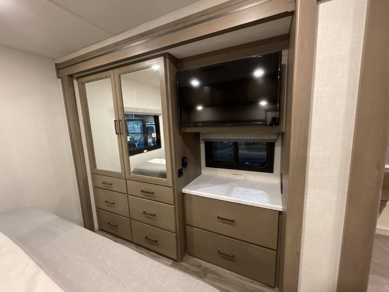A photo of this 2027 Thor FREEDOM TRAVELER A32