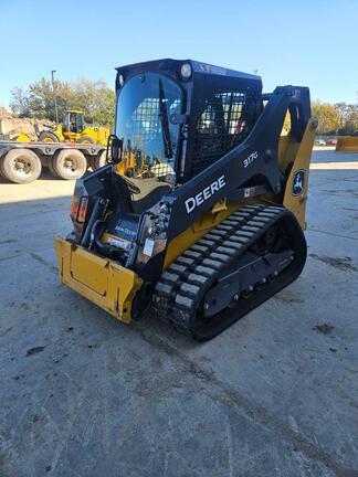 2024 John Deere 317G in Wauconda, IL