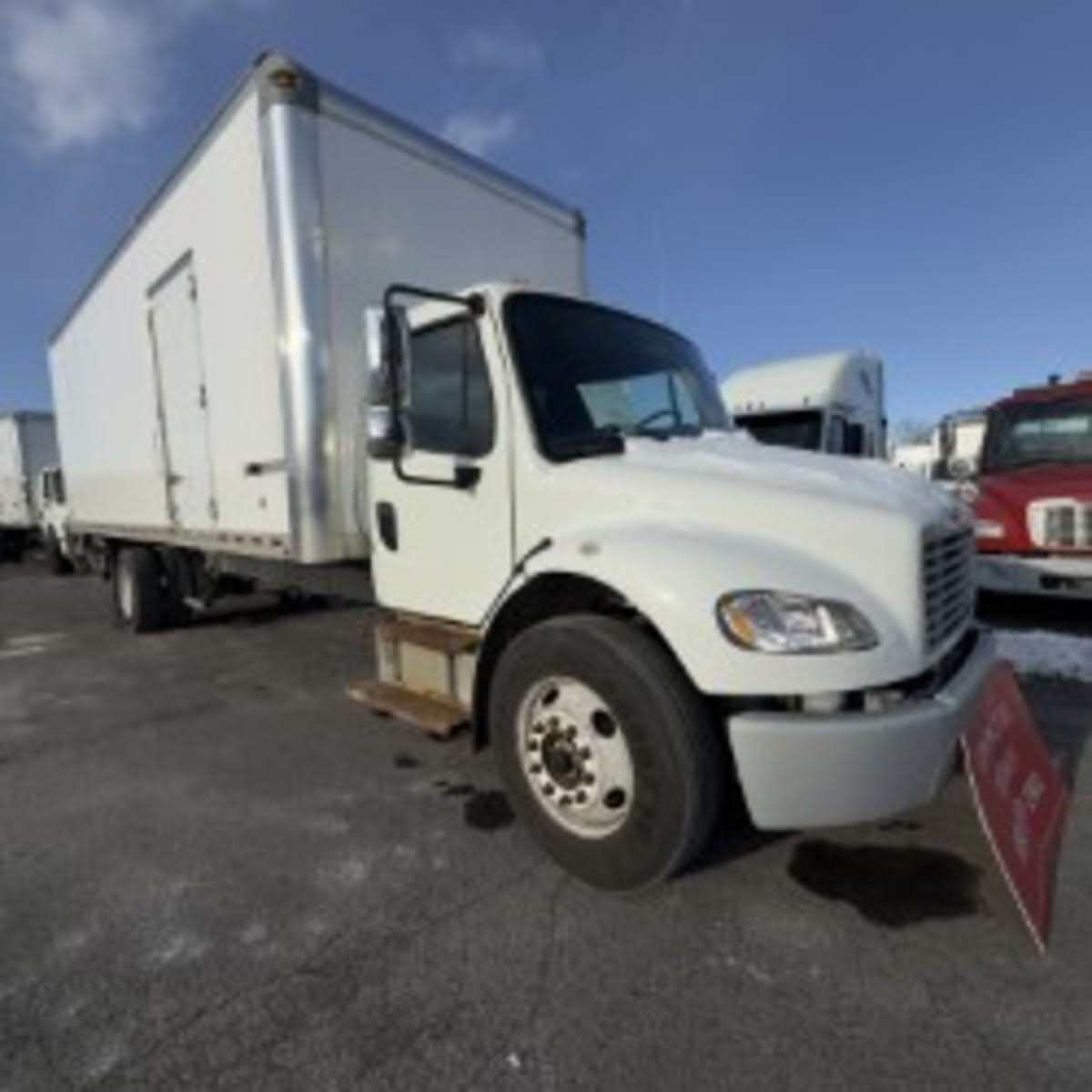 2019 FREIGHTLINER BUSINESS CLASS M2 106 in Hampton, VA
