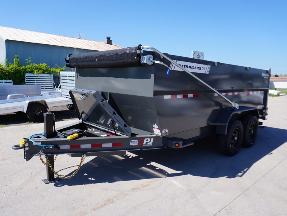 2027 PJ Trailers DT1 83"x16ft in East Bethel, MN