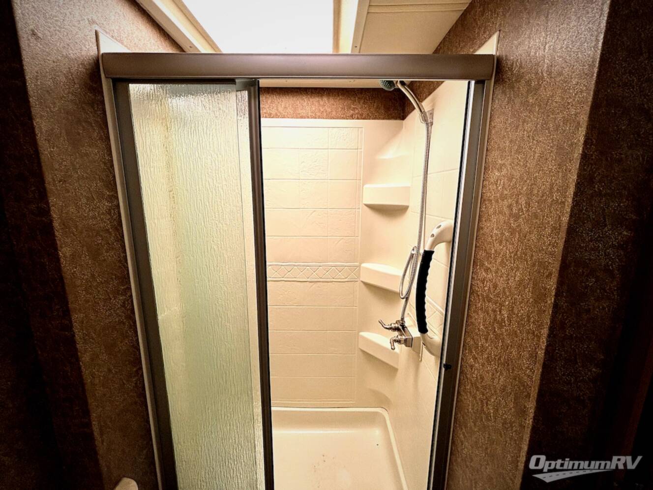 A photo of this 2014 Thor Palazzo 33 2