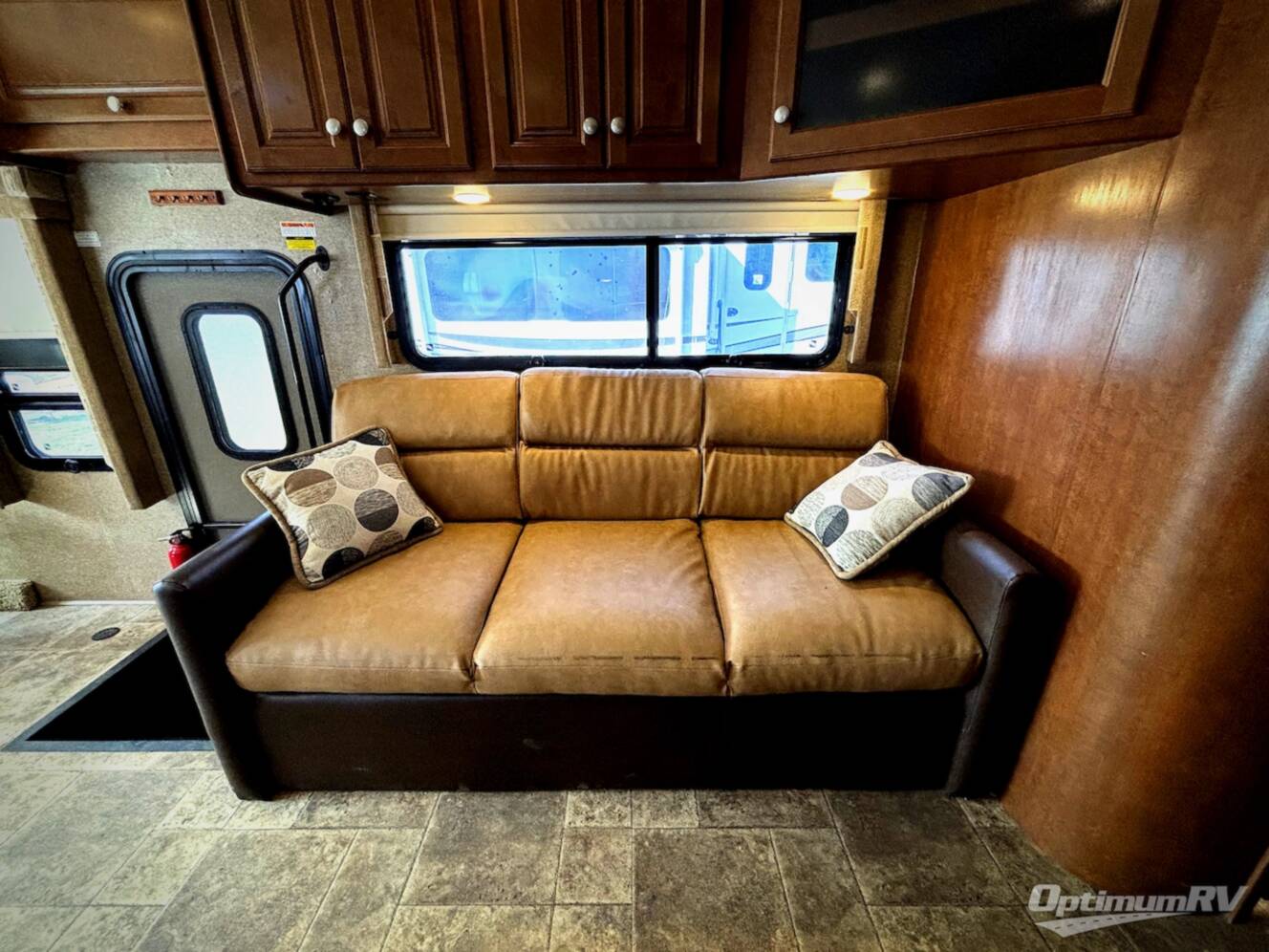 A photo of this 2014 Thor Palazzo 33 2