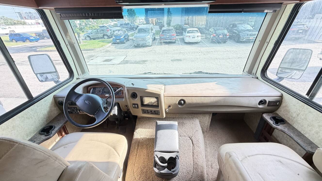 A photo of this 2013 Fleetwood STORM 28MS