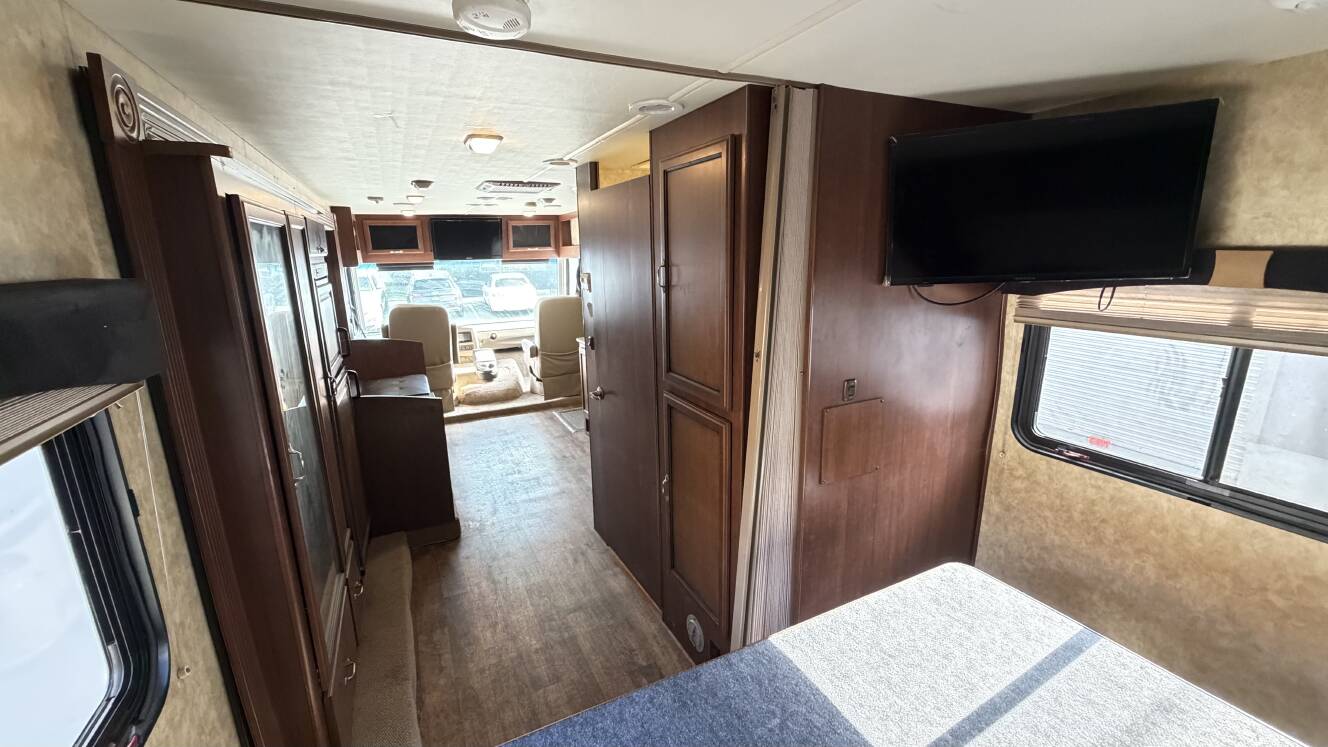 A photo of this 2013 Fleetwood STORM 28MS