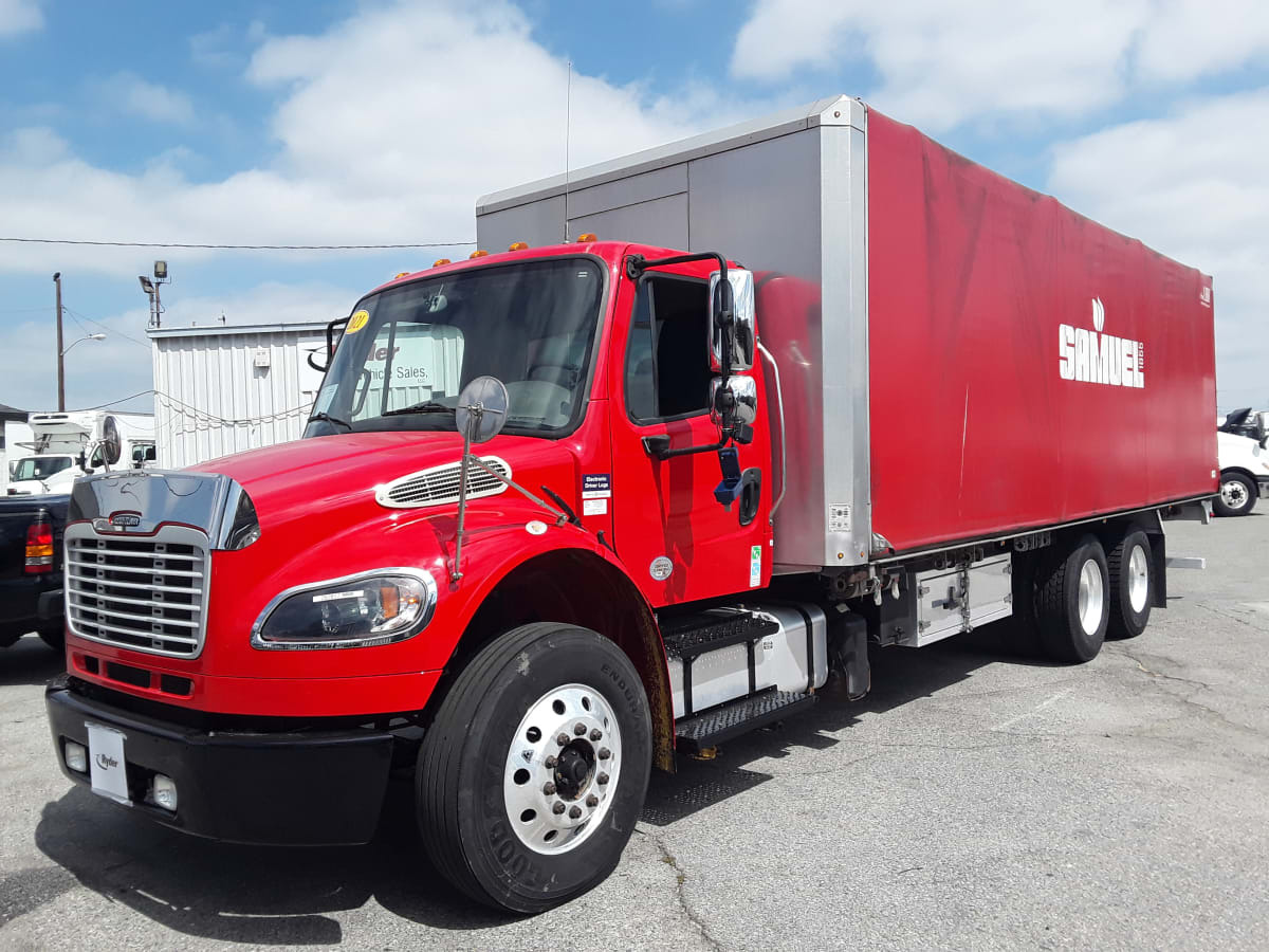 2021 FREIGHTLINER BUSINESS CLASS M2 106 in Montebello, CA