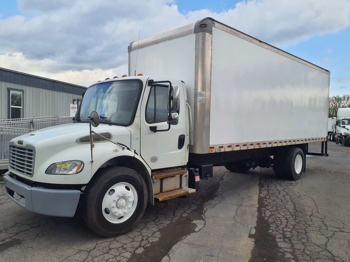 2019 FREIGHTLINER BUSINESS CLASS M2 106 in Hampton, VA