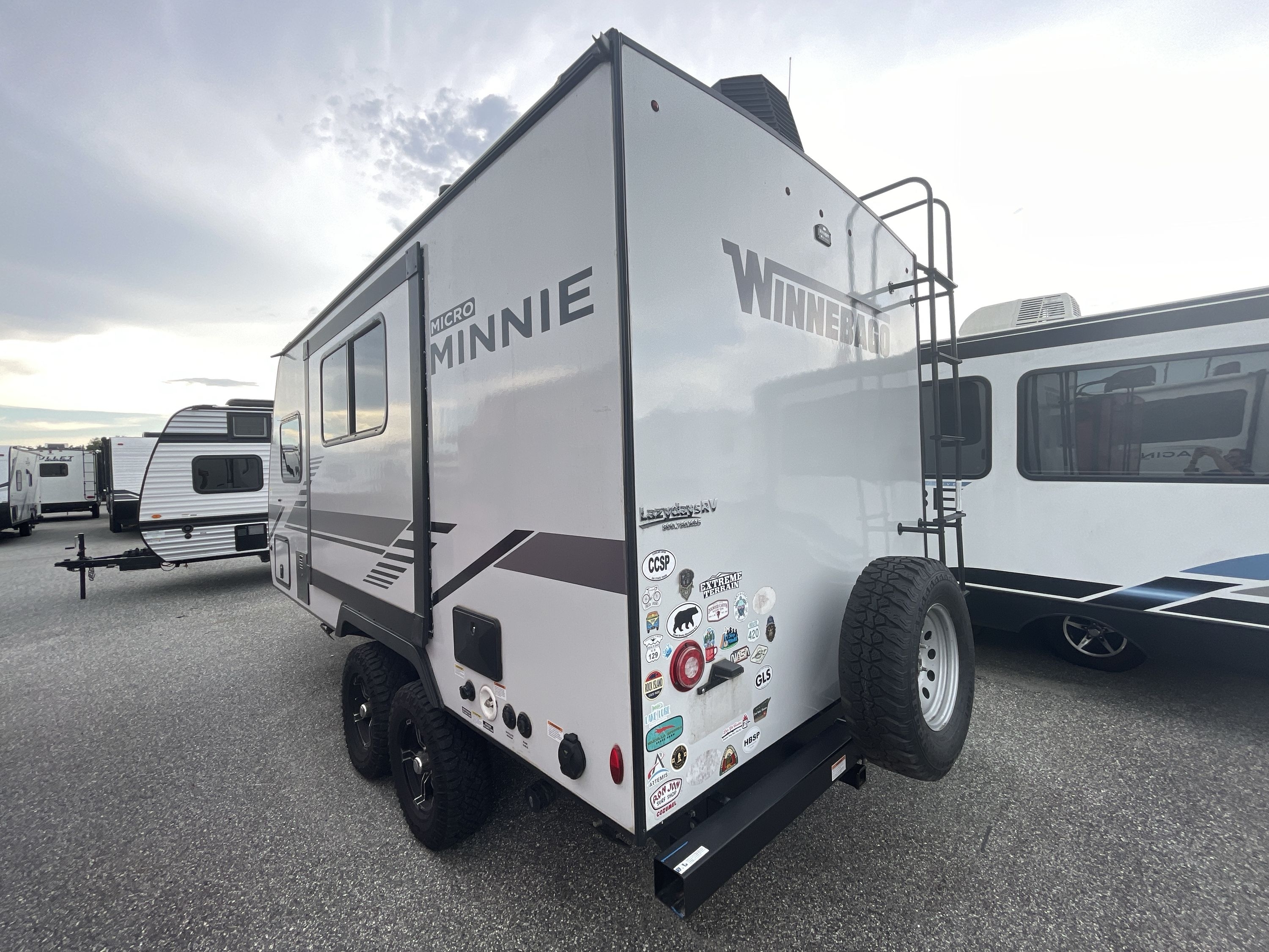 2022 Winnebago MICRO MINNIE 1808FBS in summerfield FL