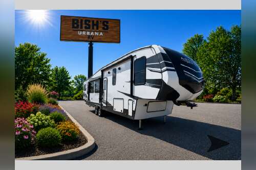 2021 Dutchmen Rv Astoria 3173RLP in urbana IA