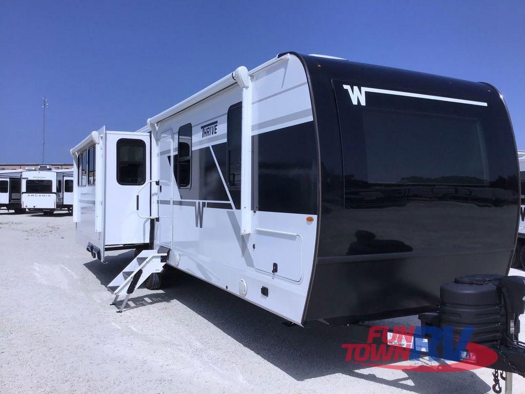 2026 Winnebago Thrive 29RLO in fairfield TX