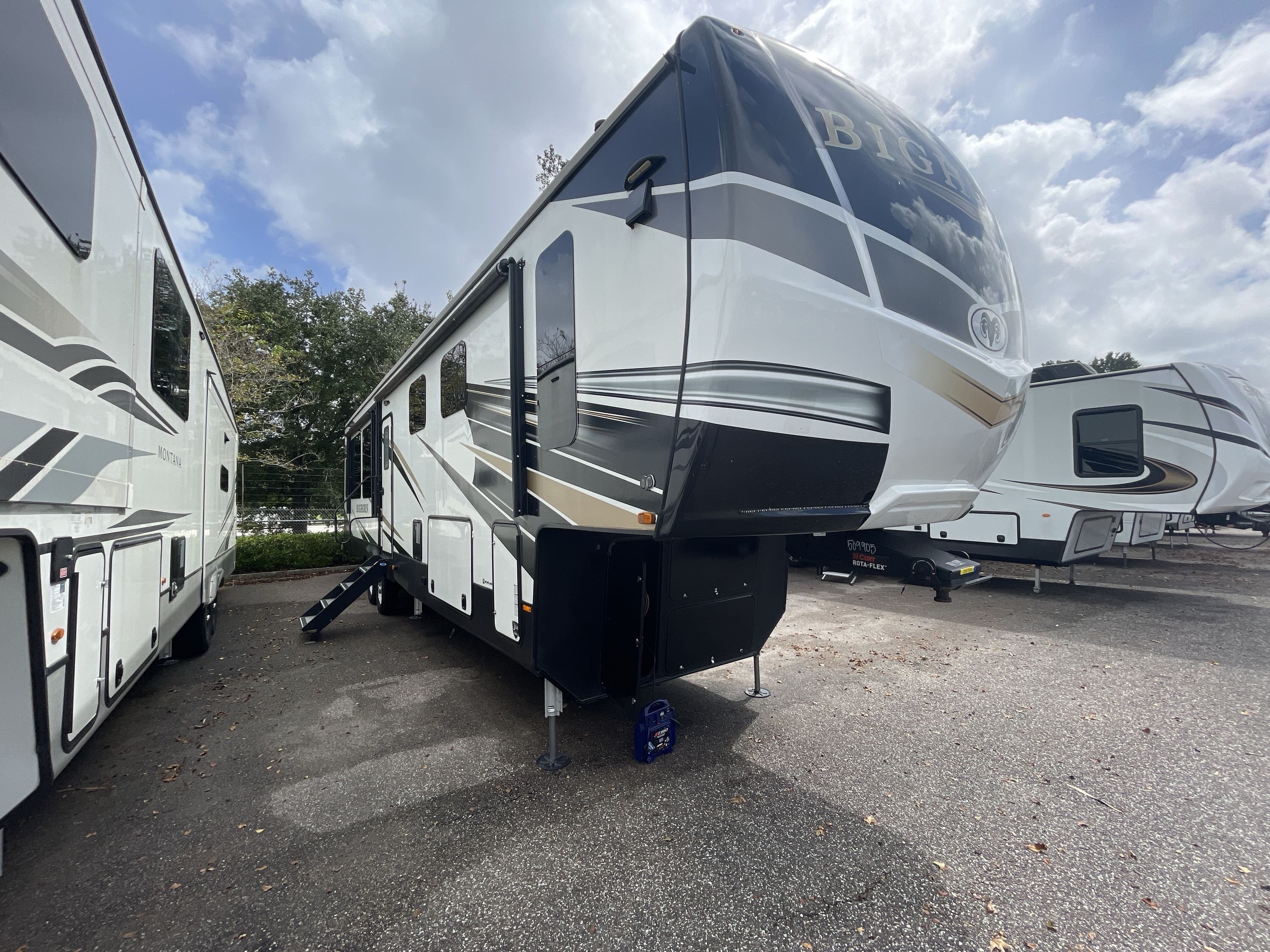 2022 Heartland BIGHORN 3970FB in jacksonville FL